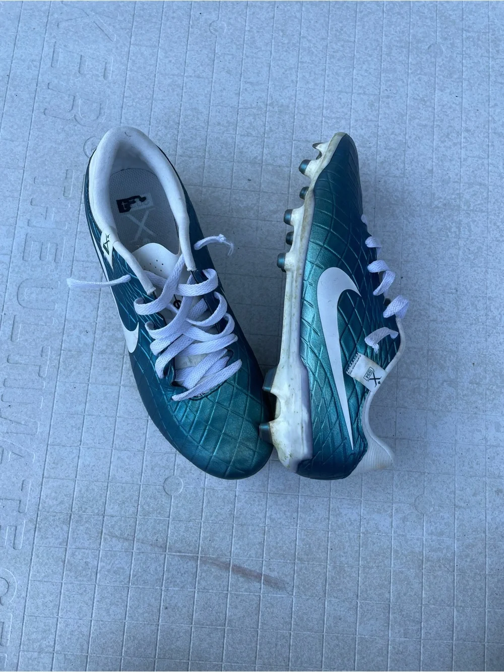 Nike Kids Teal Lace-Up Sneakers with White Accents
